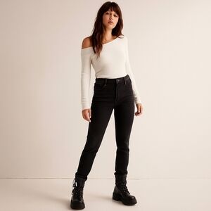 We The Free Mid Rise Slim Black Chevron Jean - Size 24 - NWT